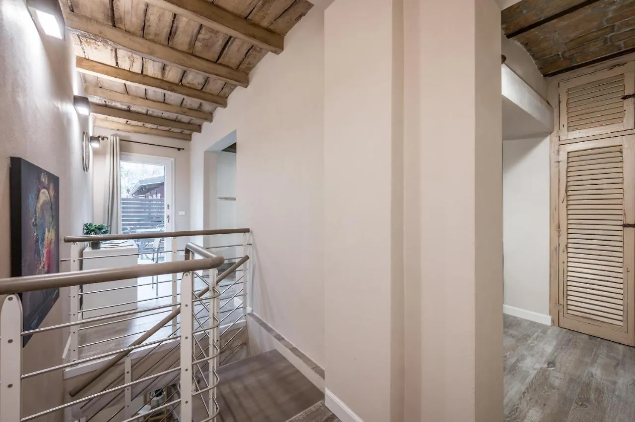 Broccaindosso Wood Apartments 5* 볼로냐 0*,