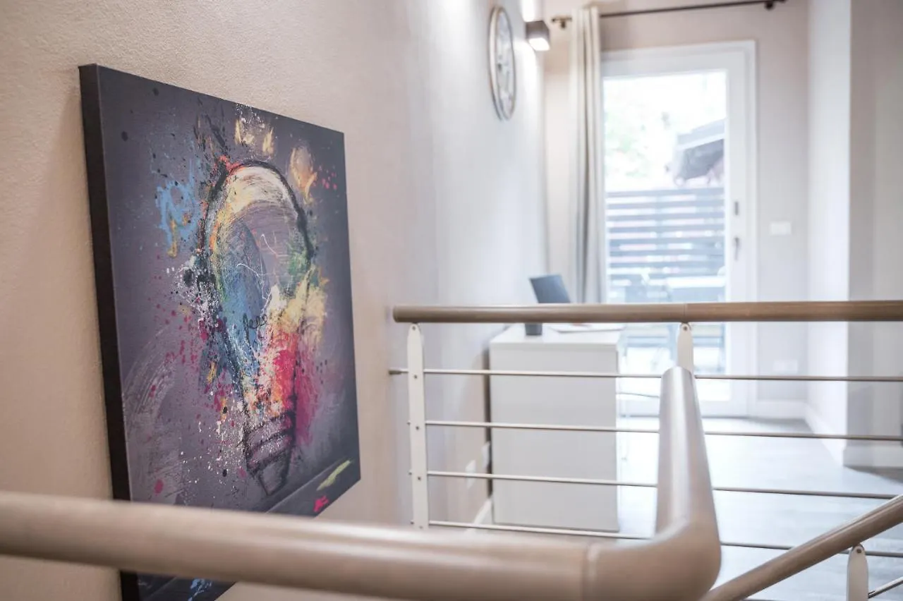 Broccaindosso Wood Apartments 5* 볼로냐